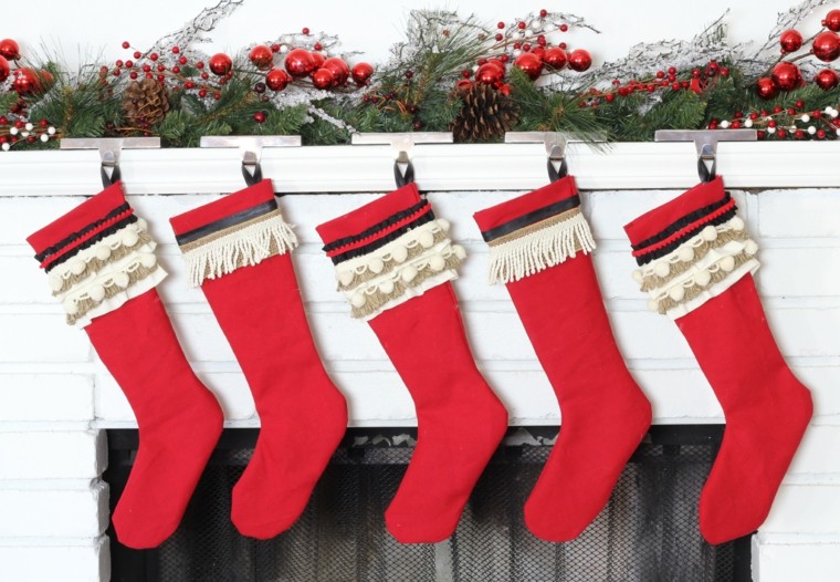 ideas-de-decoracion-con-calcetines-de-navidad